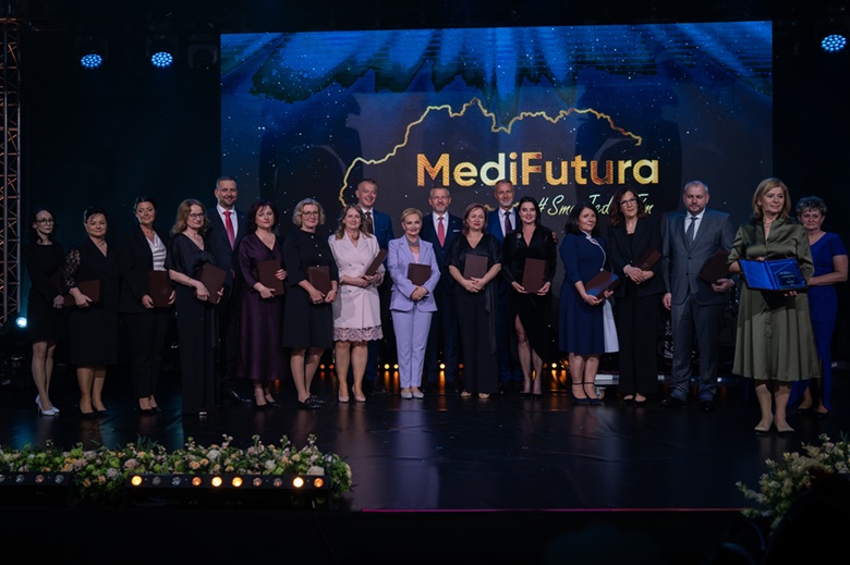 Z rúk ministra zdravotníctva SR Kamila Šaška si ich prevzalo 16 výnimočných zdravotníkov za mimoriadny prínos.